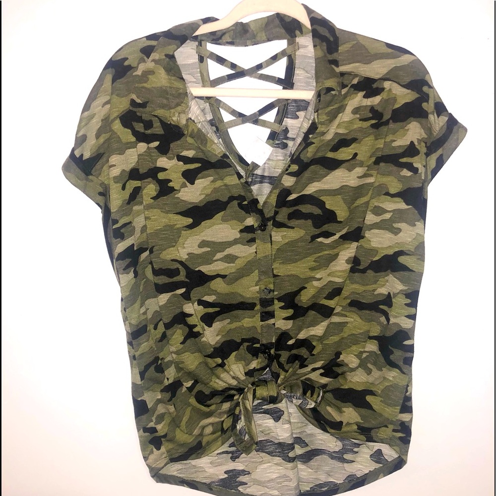 No Boundaries Size 19 Top